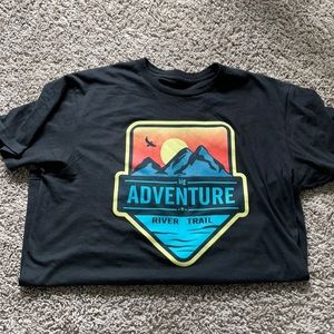 Mens river trail t-shirt size L